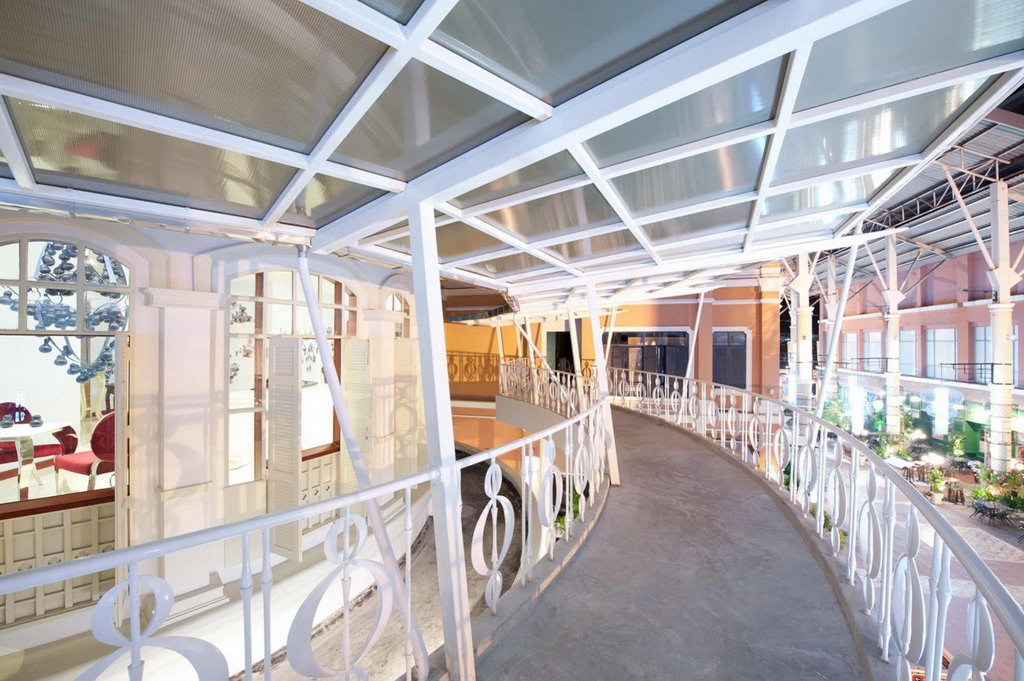 Pimnara Boutique Khách sạn Patong
